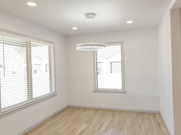 2nd image of 1212 N Evanston Ave
