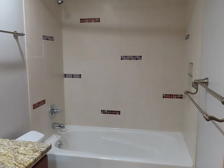 870 Waite Dr — Photo 3