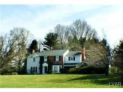 1628 Merryweather Dr photo 1