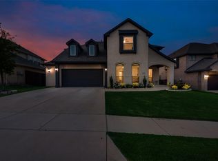 510 Ranchwood Dr, Justin, TX 76247