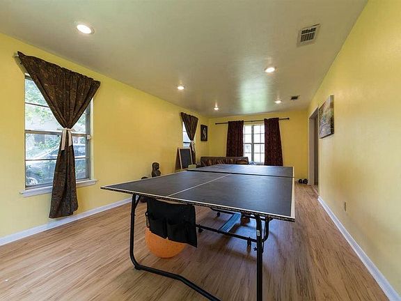 3rd image of 4750 Hardwood Ln