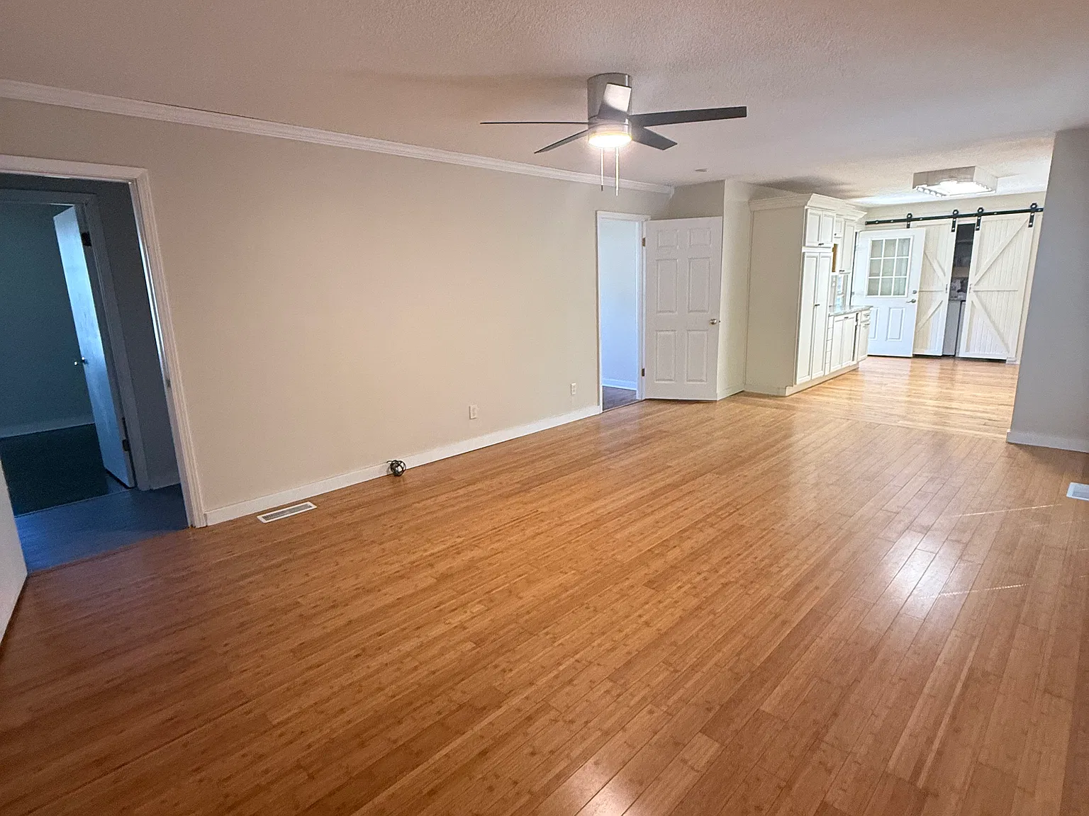 3 bed, 1545 sqft, $1,650 — Photo 3