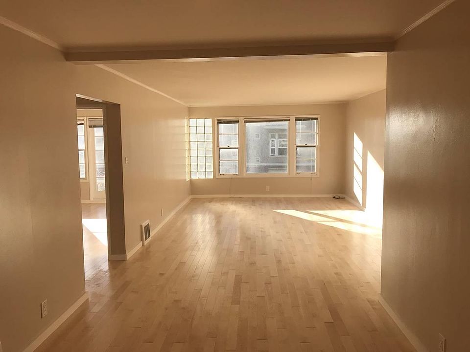 1st image of 2016 Laguna St #2