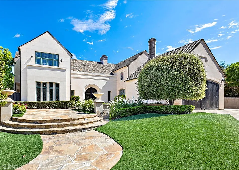 22 Fox Hole Rd