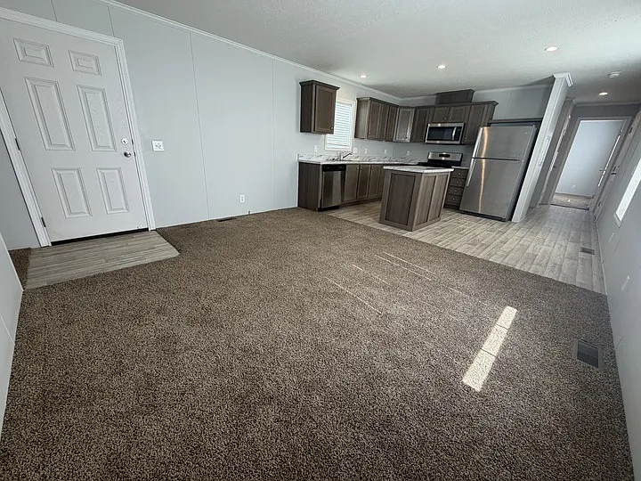 38000 Le Chateau Blvd #828 — Photo 5