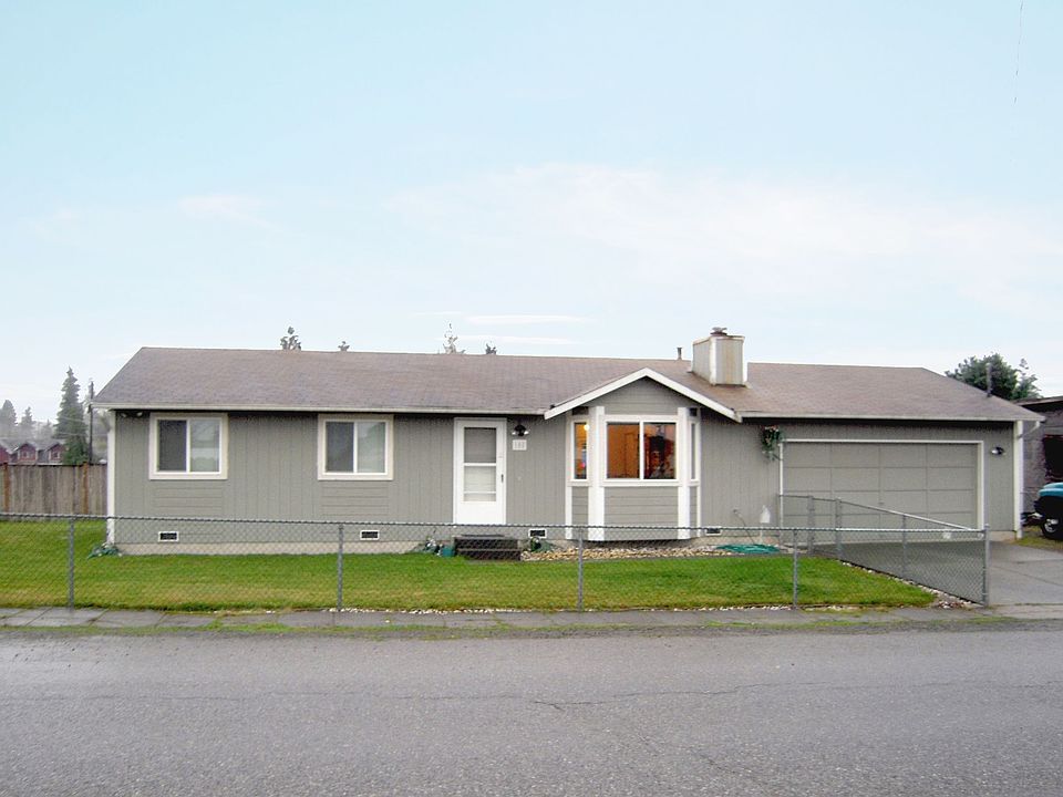 1st image of 108 E Pioneer St