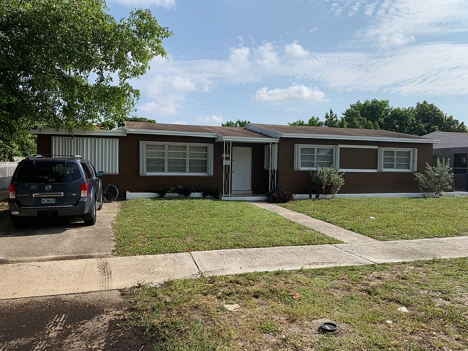 1st image of 1861 NW 186th St
