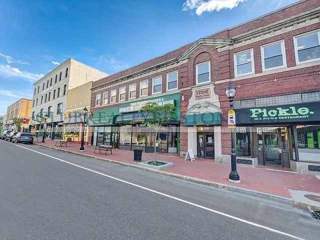 4 bed, 1200 sqft, $950 — Photo 4