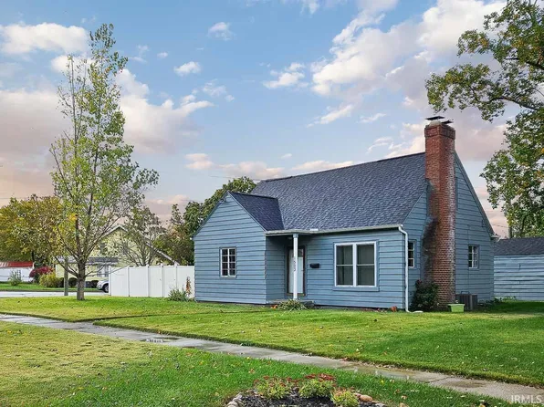 1503 Rockne Dr, South Bend, IN 46617