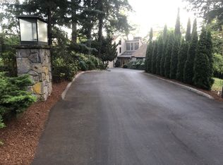 26075 SW Mountain Rd, West Linn, OR 97068