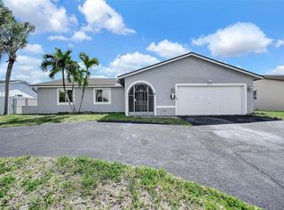 26543 SW 122nd Pl, Homestead, FL 33032