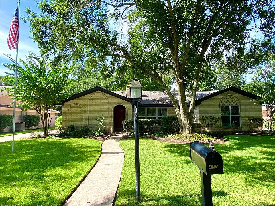 1st image of 4111 Rolling Green Dr