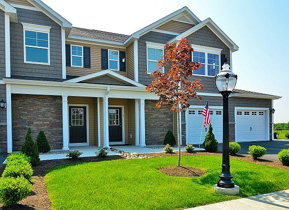 2nd image of 23 Jared Ct