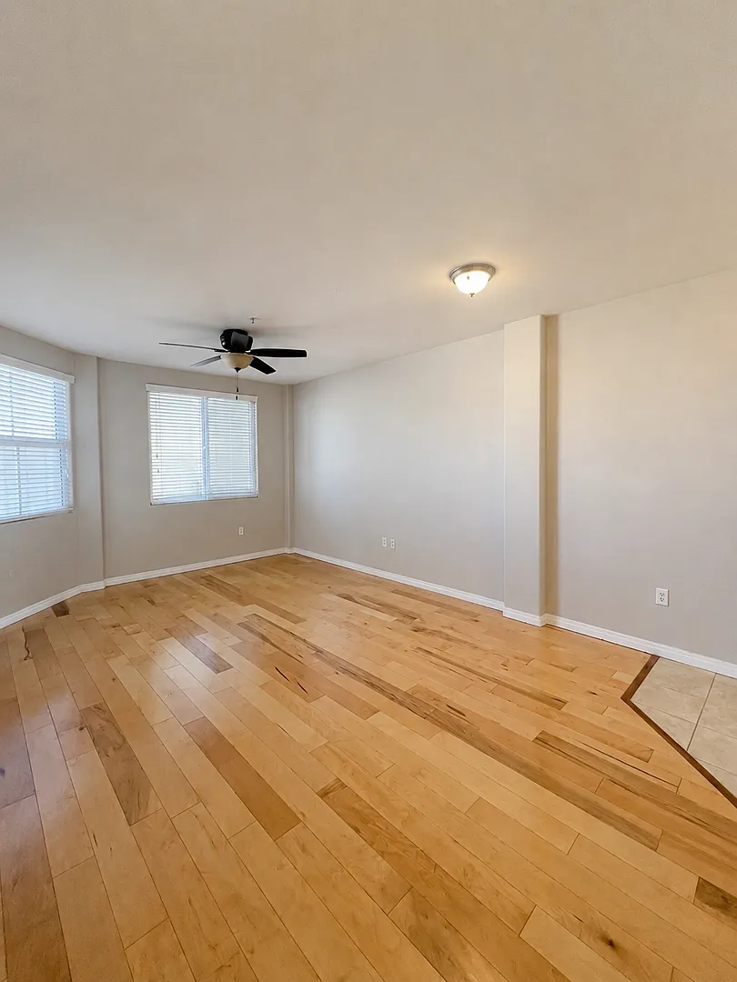 1 Bed Unit in Little Italy - Porto Siena - Parking Space — Photo 2