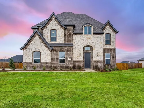 321 Equestrian Dr, Waxahachie, TX 75165