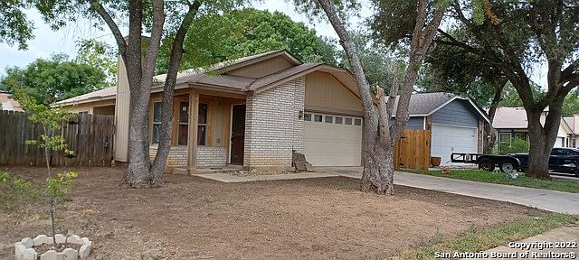 2nd image of 7231 Brandyridge