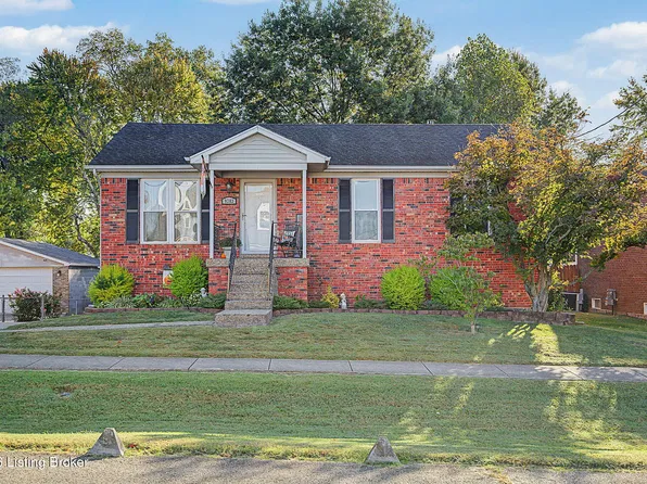 9203 Fairridge Dr, Louisville, KY 40229
