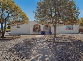 2501 Avenida De Isidro, Santa Fe, NM 87505