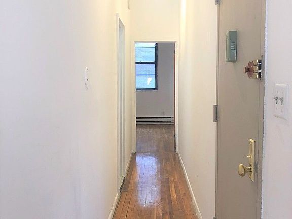 5th image of 366 W 23rd St #2EE