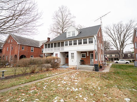 2nd image of 1438 Alexander Ave #1438