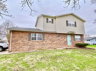 34 Lee St, Bethalto, IL