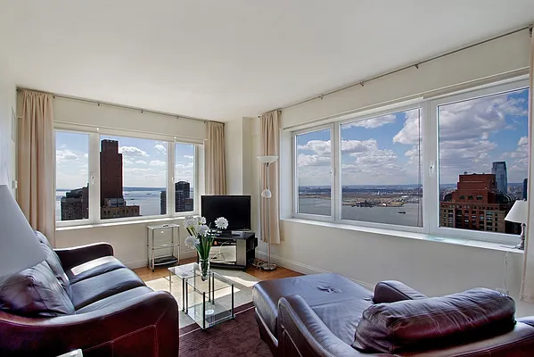 Rented by Corcoran | media 2