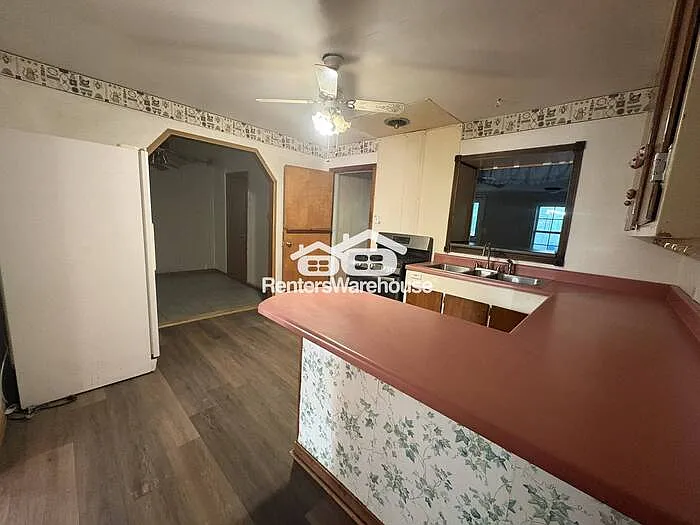 1501 Briarwood Blvd — Photo 15