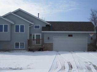 4705 E Hagen Cir, Sioux Falls, SD 57110
