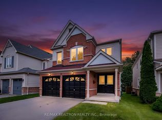 82 Beachgrove Cres, Whitby, ON L1R3G3