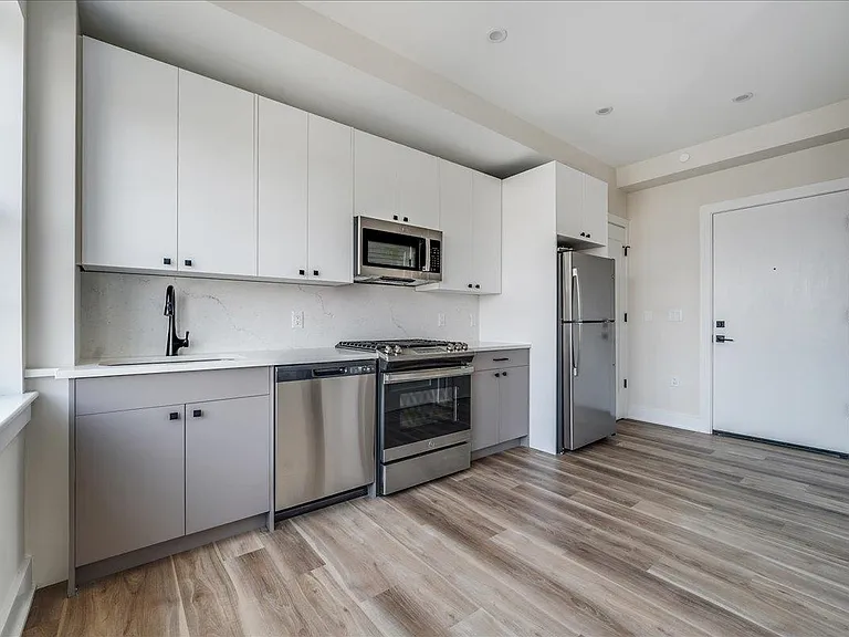 237 Washington St #503 — Photo 3
