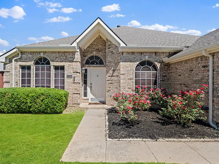 7512 Brookview Dr — Photo 30