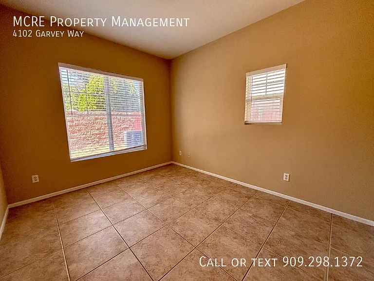 4102 Garvey Way — Photo 13