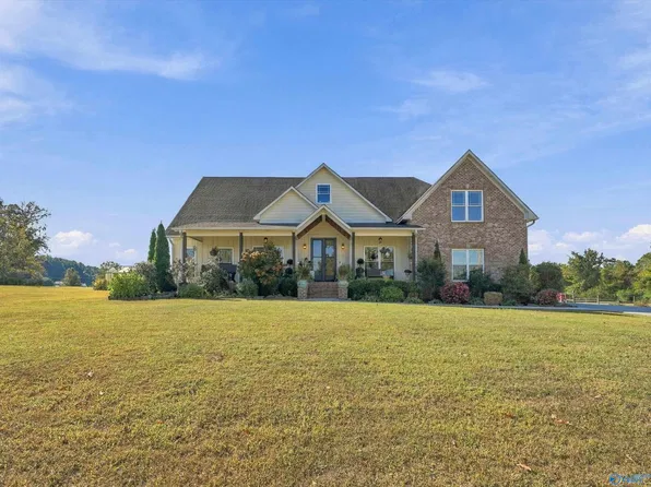 8530 Simpson Point Rd, Grant, AL 35747