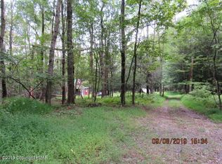 840 Seese Hill Rd, Canadensis, PA 18325