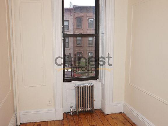 3rd image of 161 7th Ave #2