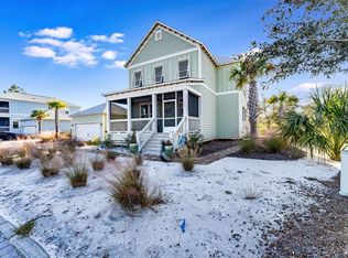 411 Front St, Port Saint Joe, FL 32456