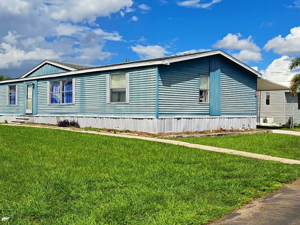 1st image of 1308 Autumn Dr #399