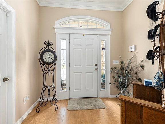 3rd image of 11271 SE 172nd Pl