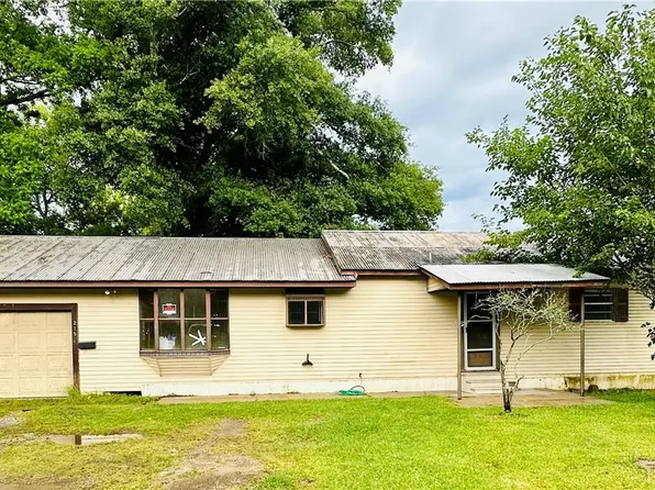 215 Merry St, Jennings, LA 70546