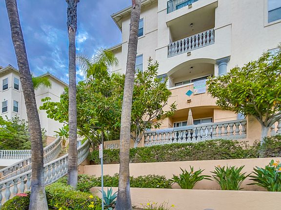 2nd image of 680 Camino De La Reina #2202