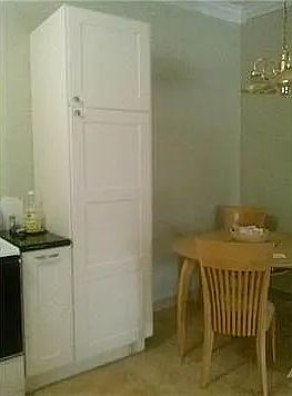 Dining area off kitchen