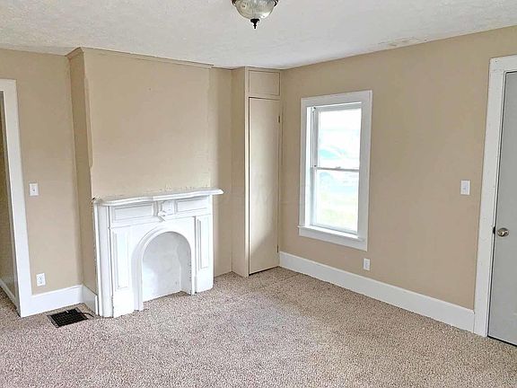 3rd image of 639 N Sandusky St