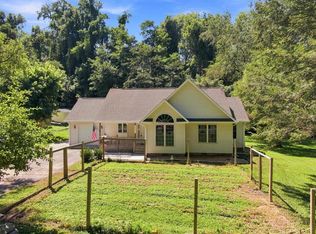 207 Staples St, Radford, VA 24141