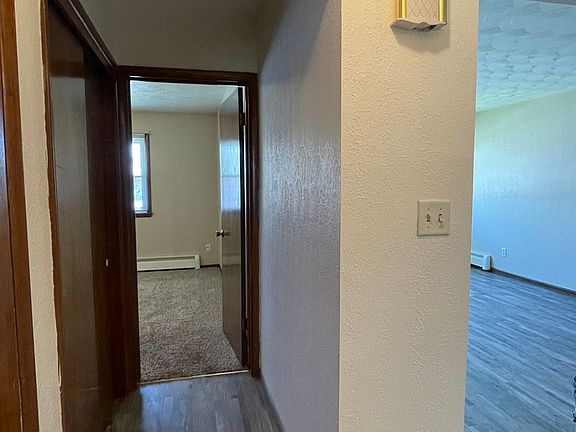 5th image of 606 11th Ave SW #676-2
