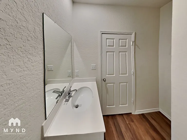 816 Beacon Hts — Photo 13