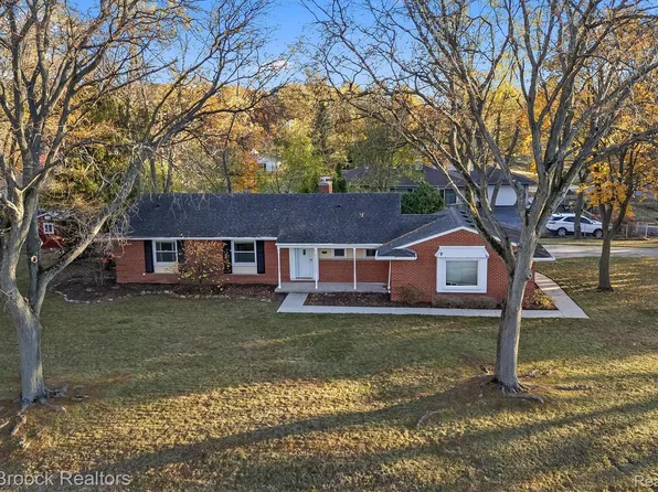 31815 Nottingwood St, Farmington Hills, MI 48334