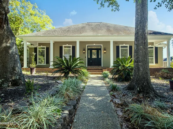 13357 Riverwalk Cir, Diberville, MS 39540