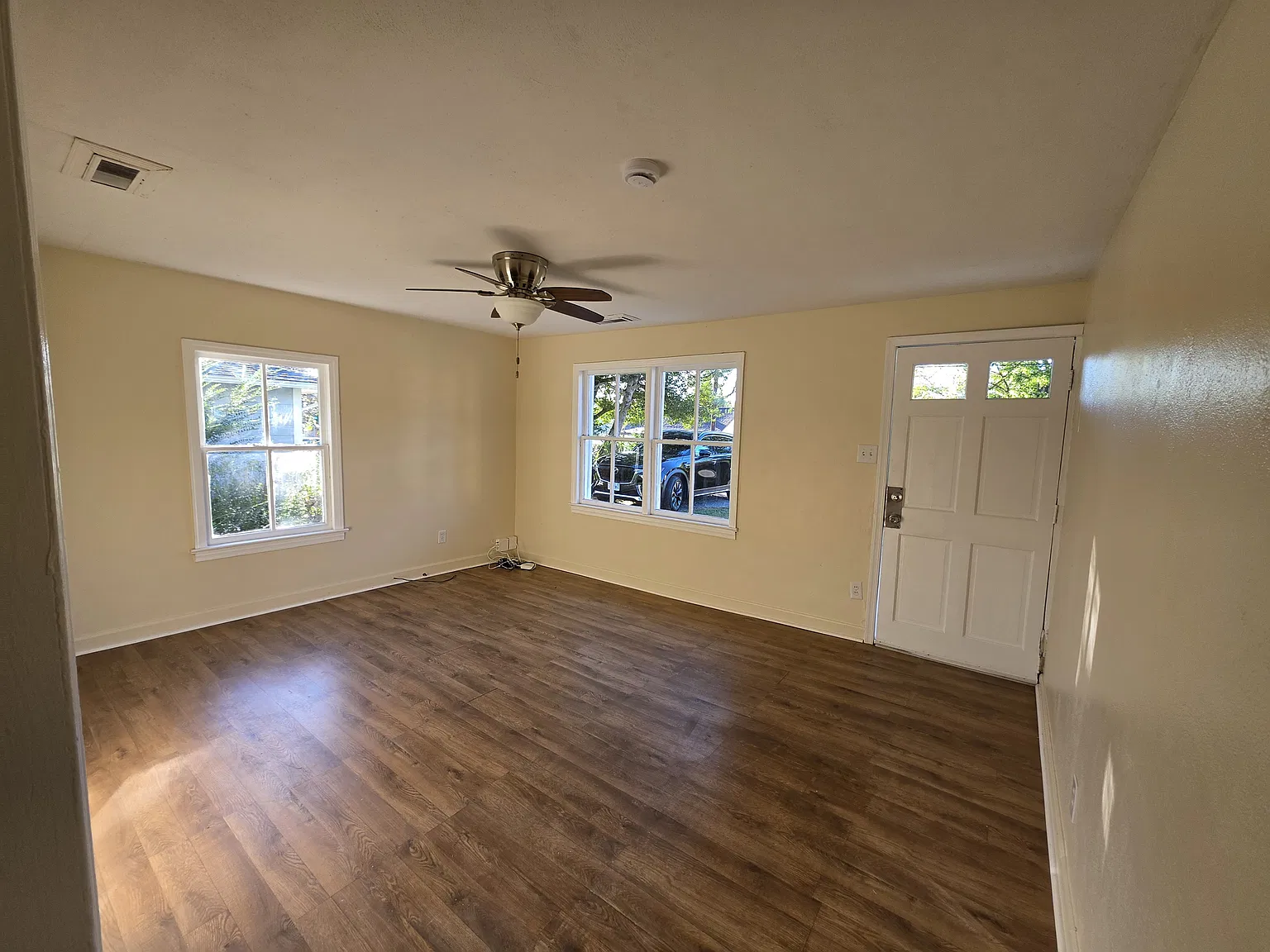 2 bed, 780 sqft, $1,095 — Photo 2