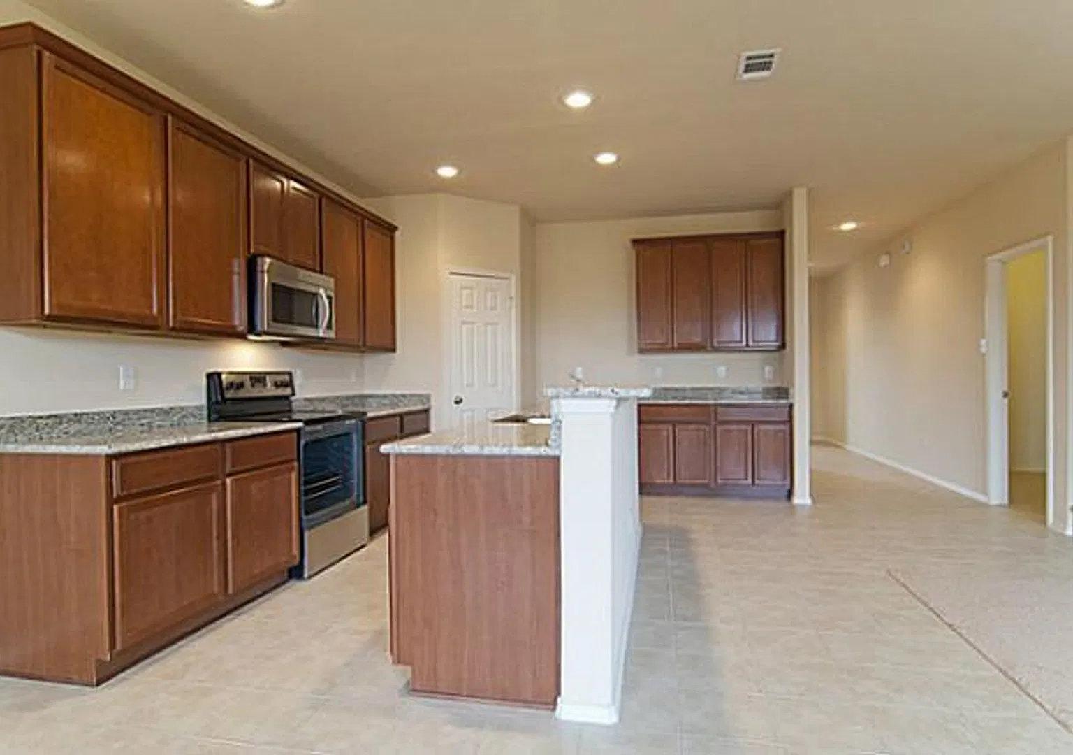 Stunning 5-Bedroom Home in Keller ISD Flexible Layout with Game Room! — Photo 4