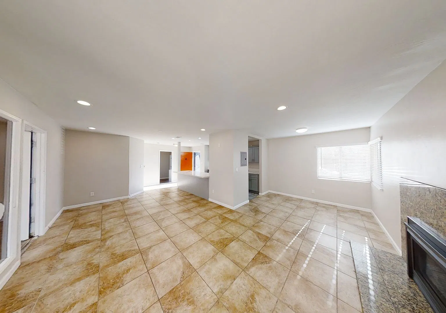 4BD/2BA, Great Backyard Patio! — Photo 4